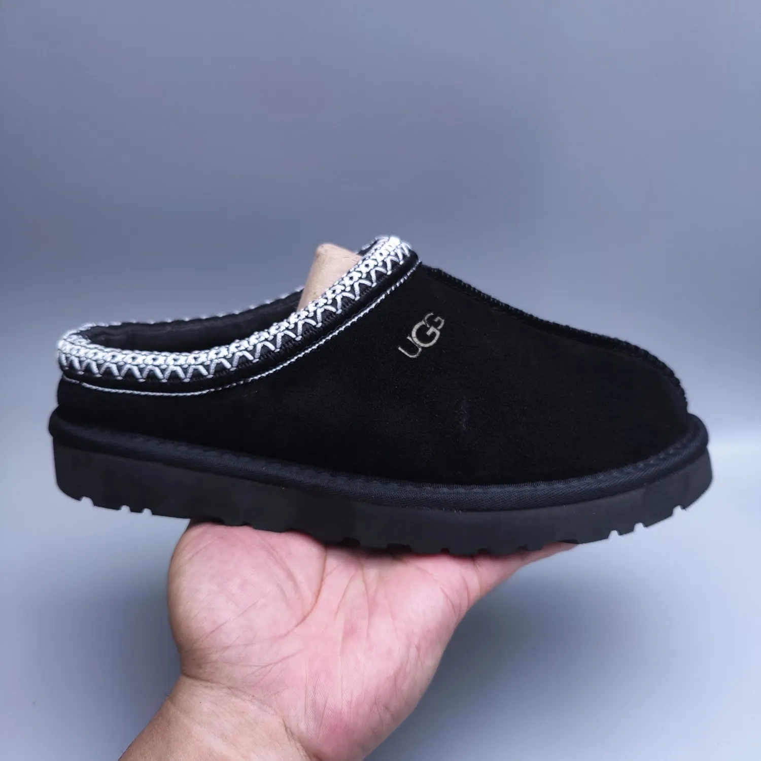 💰440 UGG sheepskin one-piece snow boots for women 5955 men's shoes 5950 one-legged home style for men and women Color: Maroon Black Sand Gray Chocolate Number: 35-45